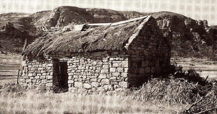 Sandstone Houses of the Eastern Free State  - Pre Publication sale
